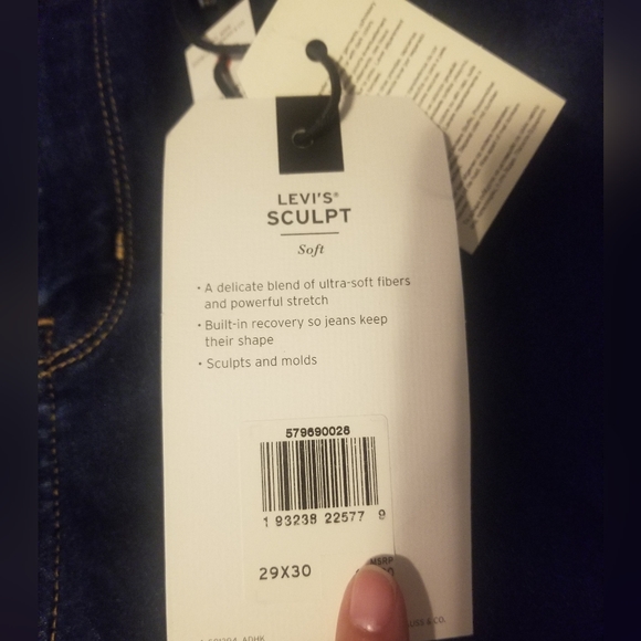 NWT Levi's  Sculpt Curvy Skinny Color Blue Size 29 - Picture 5 of 10
